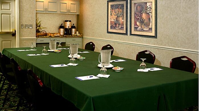 Hilton Garden Inn Springfield, Ma Экстерьер фото